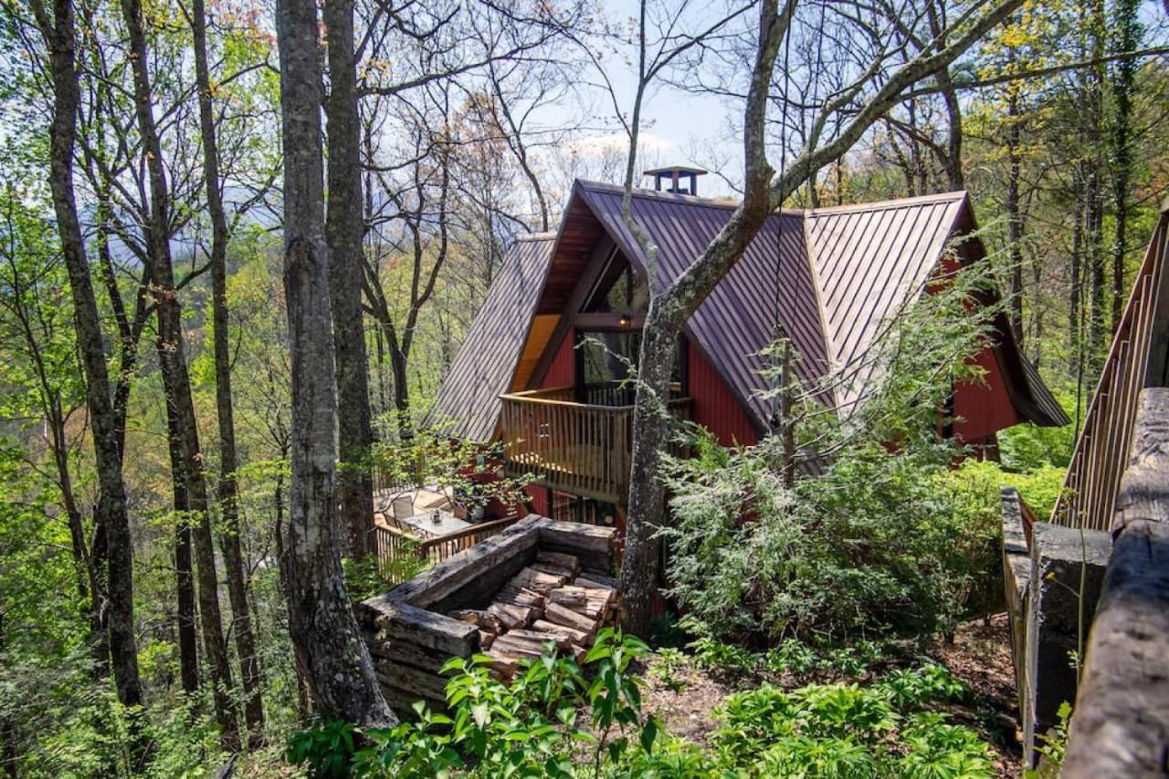 Bear View Chalet With Hot Tub And Near Ober Gatlinburg Exterior photo