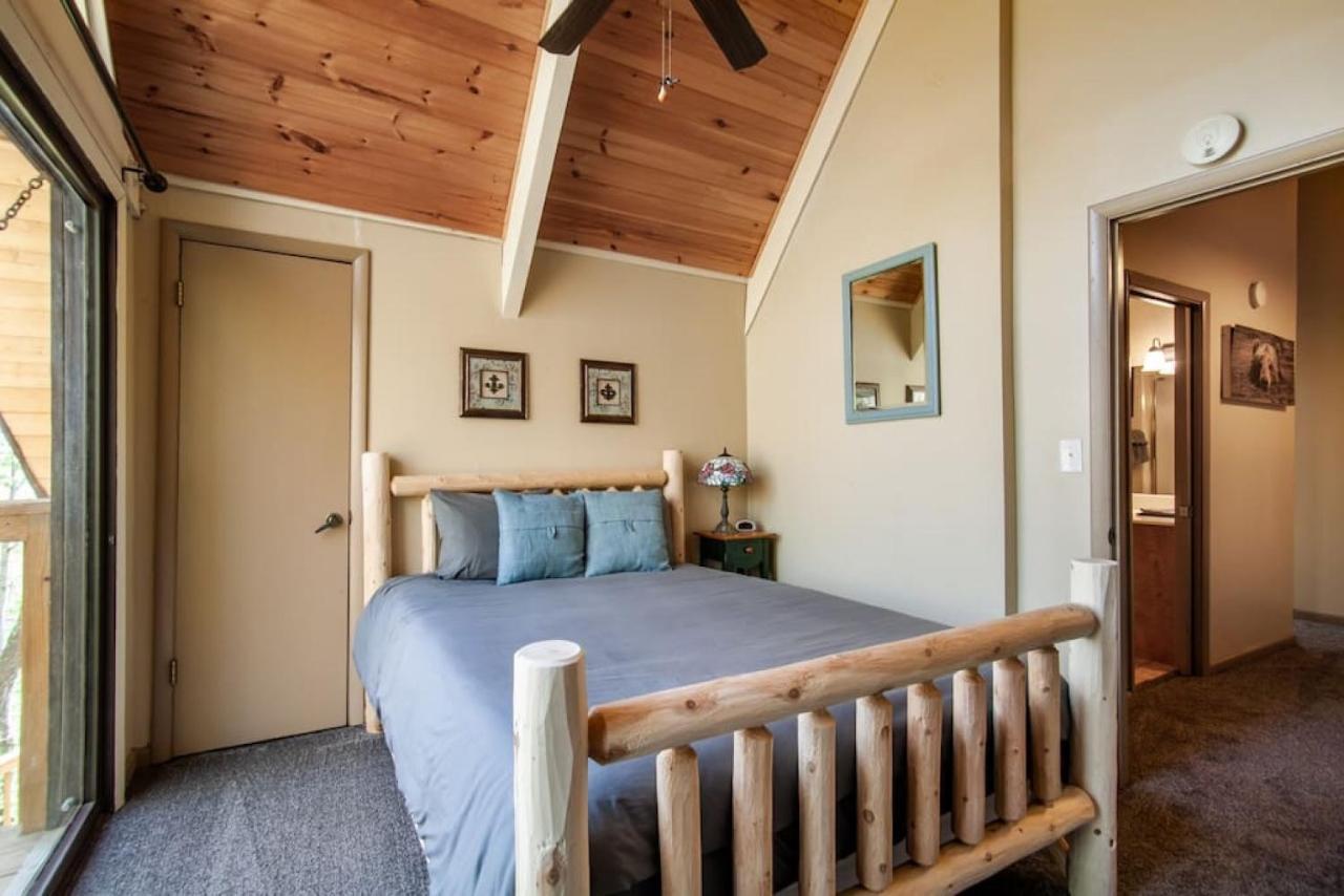 Bear View Chalet With Hot Tub And Near Ober Gatlinburg Exterior photo